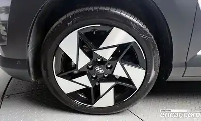 Hyundai Kona 2023 1.6 Автомат в Москве № 122763, миниатюра 10