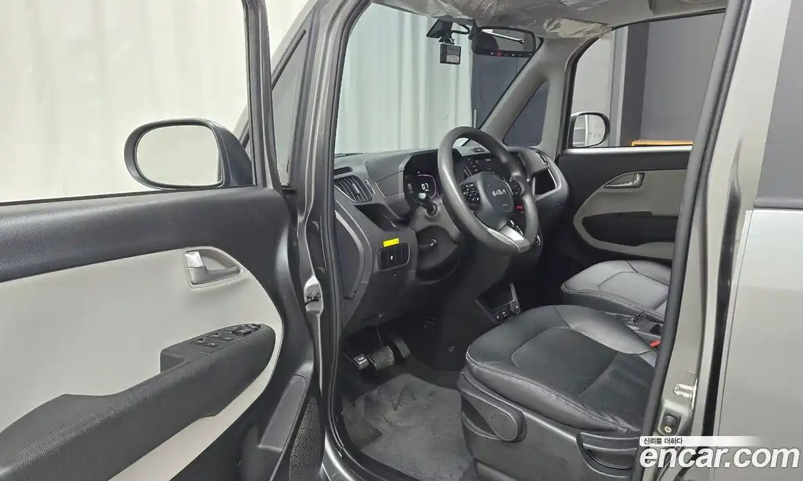 Kia Ray 2023 1.0 Автомат в Москве № 124435, фото 18