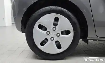 Kia Ray 2023 1.0 Автомат в Москве № 124435, миниатюра 4