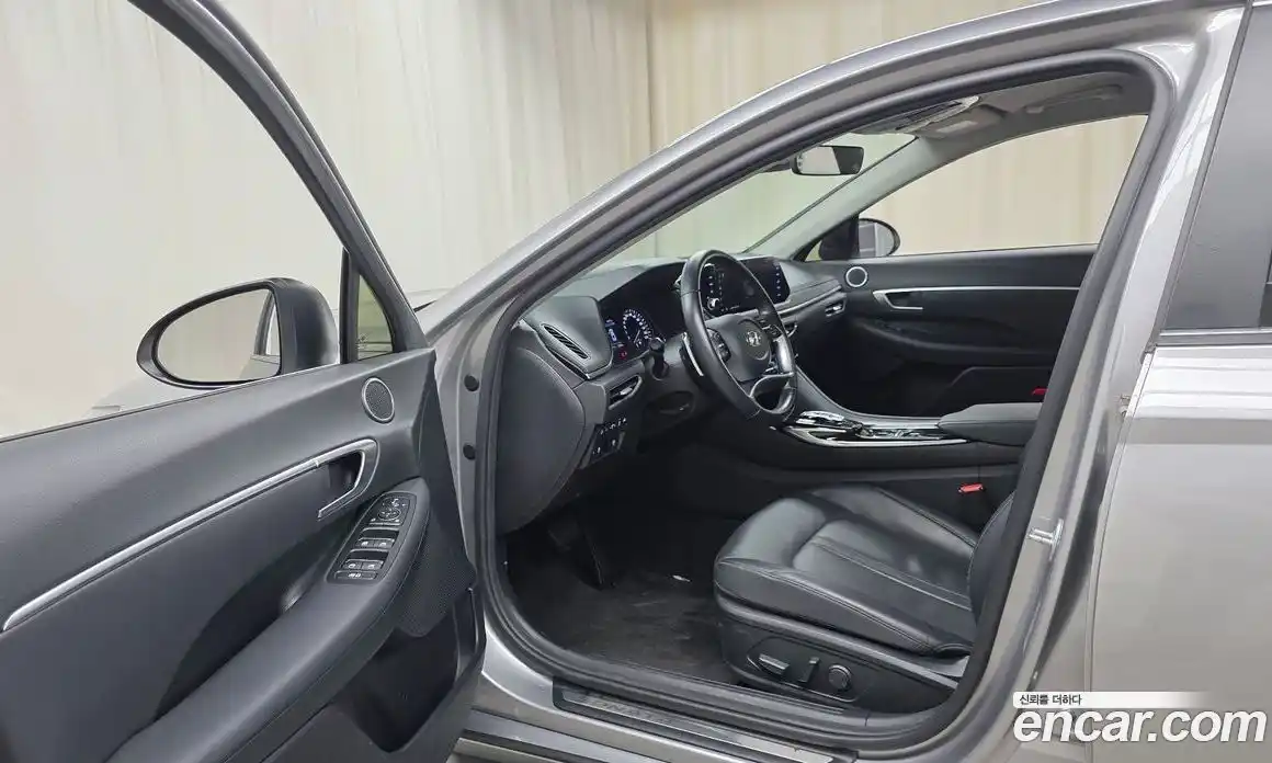 Hyundai Sonata 2021 2.0 Автомат в Москве № 125187, фото 14