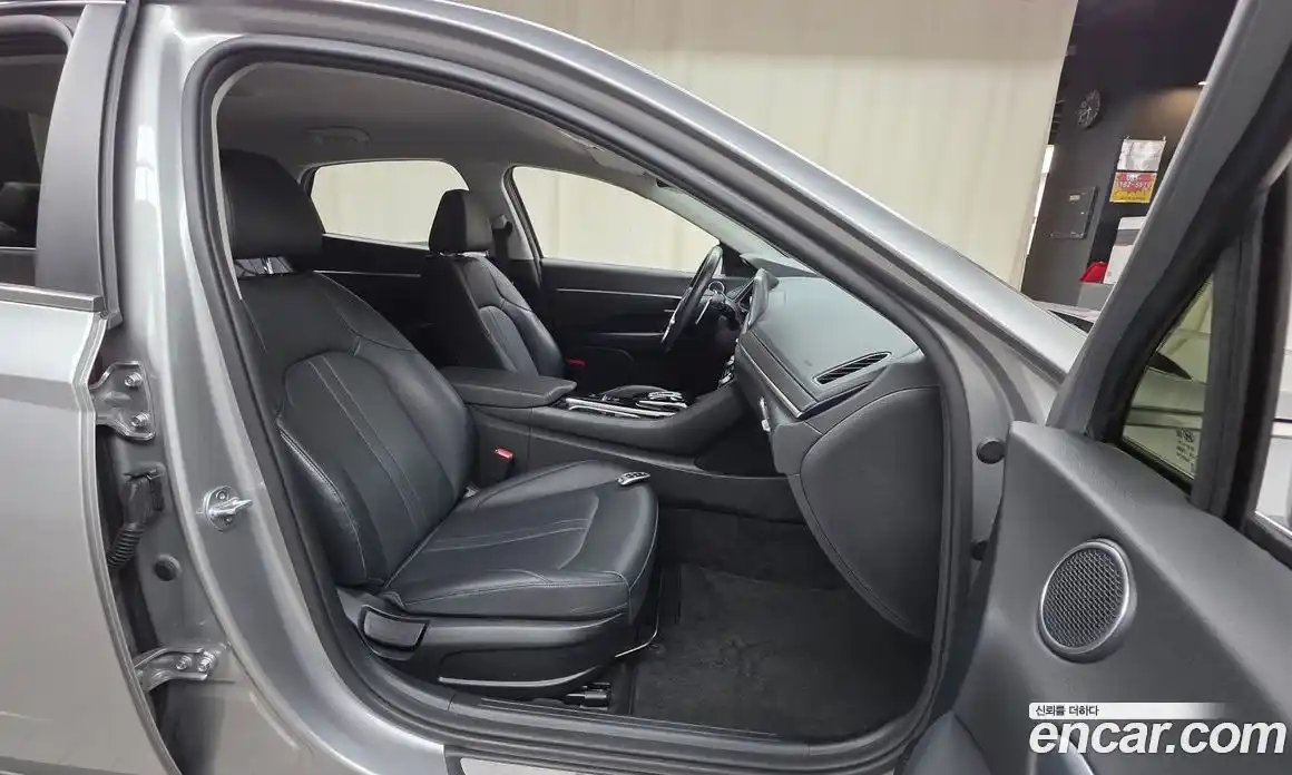 Hyundai Sonata 2021 2.0 Автомат в Москве № 125187, фото 20