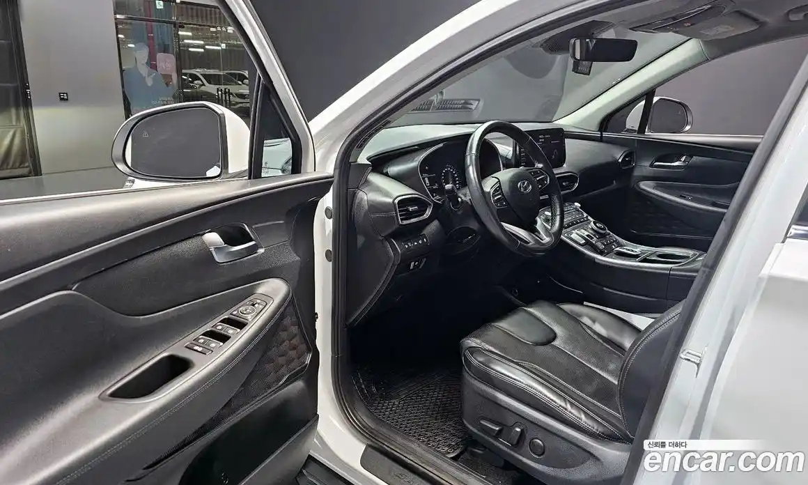 Hyundai Santa Fe 2021 2.2 Автомат в Москве № 127056, фото 9