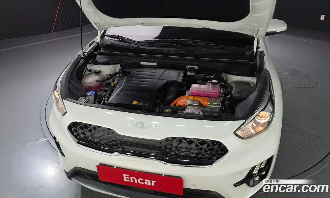 Kia Niro 2022 1.6 Автомат в Москве № 128681, фото 11