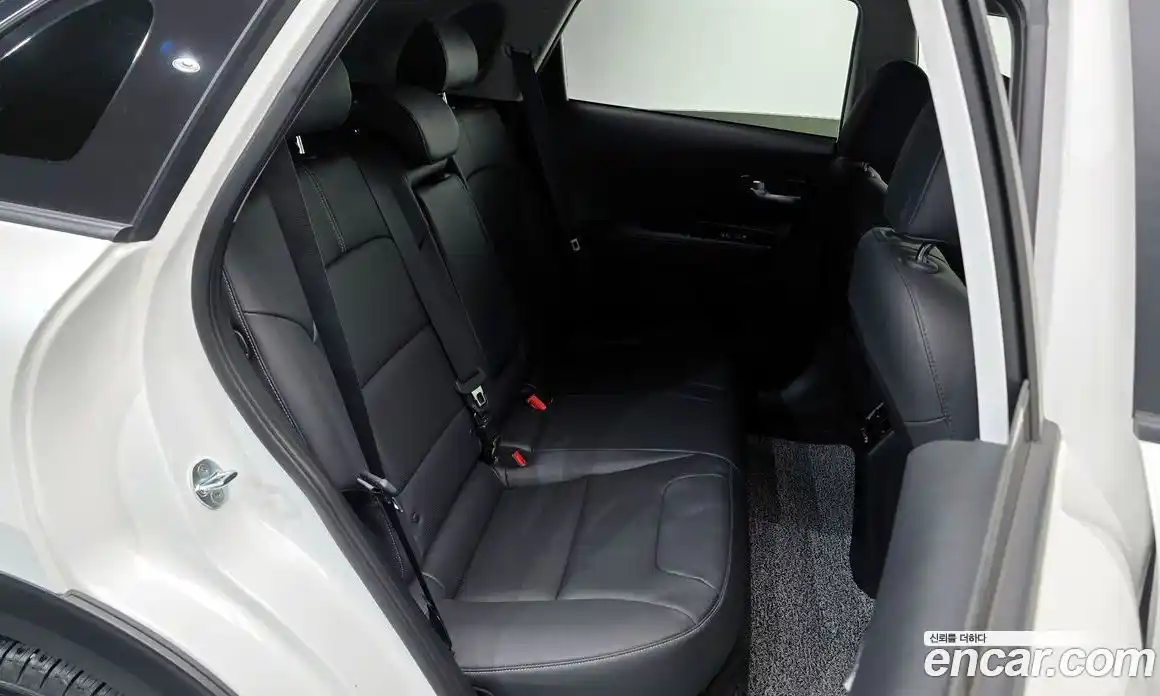 Kia Niro 2022 1.6 Автомат в Москве № 128681, фото 20