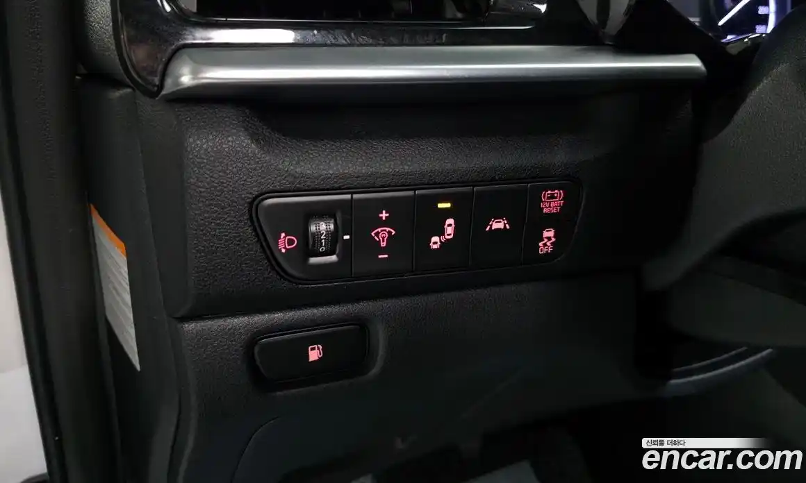 Kia Niro 2022 1.6 Автомат в Москве № 128681, фото 6