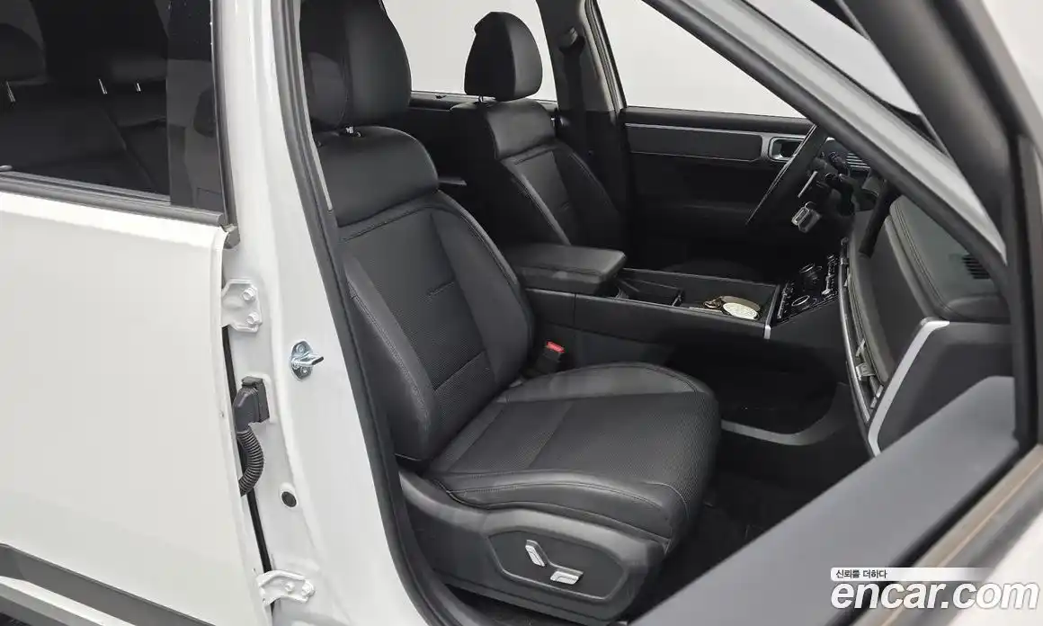 Hyundai Santa Fe 2025 1.6 Автомат в Москве № 130152, фото 12