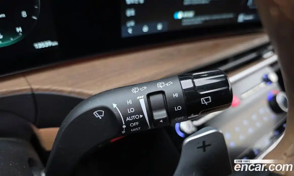 Hyundai Santa Fe 2024 2.5 Автомат в Москве № 130668, фото 17