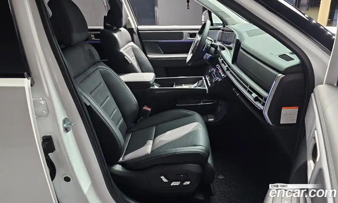 Hyundai Santa Fe 2024 1.6 Автомат в Москве № 130838, фото 14