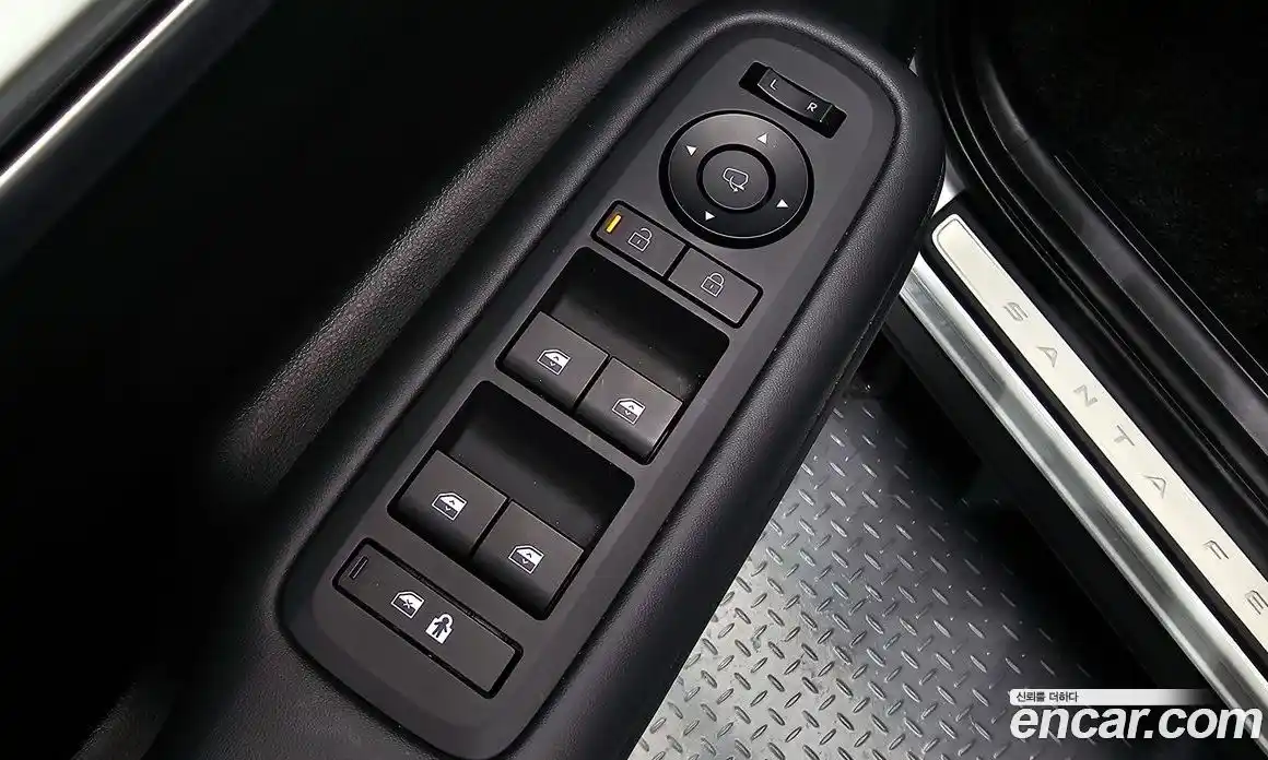 Hyundai Santa Fe 2024 1.6 Автомат в Москве № 130838, фото 18