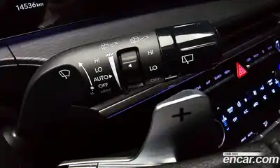 Hyundai Santa Fe 2024 1.6 Автомат в Москве № 130838, миниатюра 6