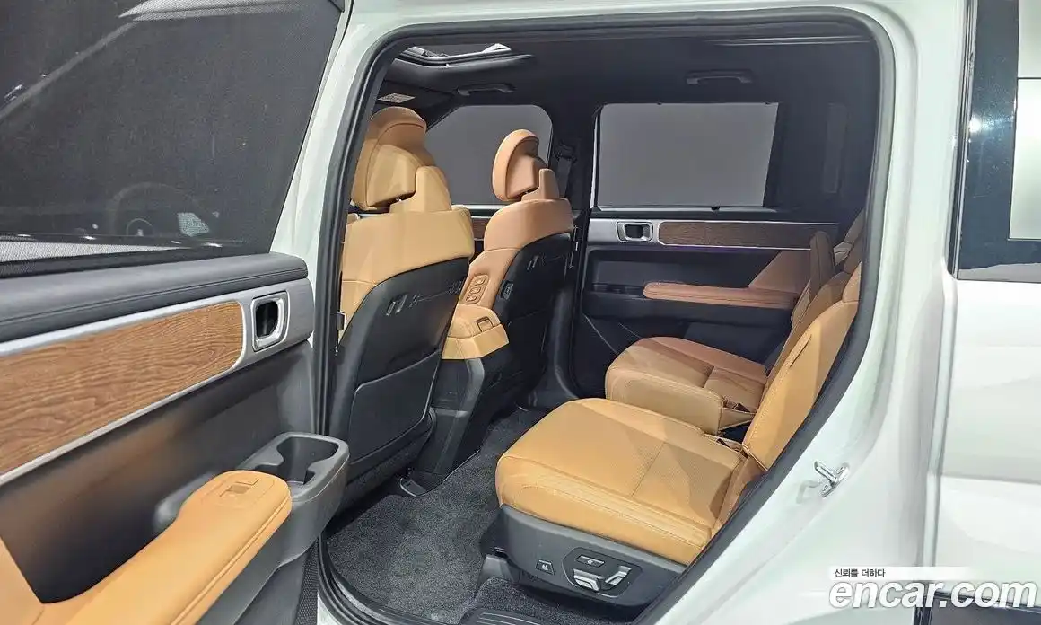 Hyundai Santa Fe 2024 1.6 Автомат в Москве № 130998, фото 16