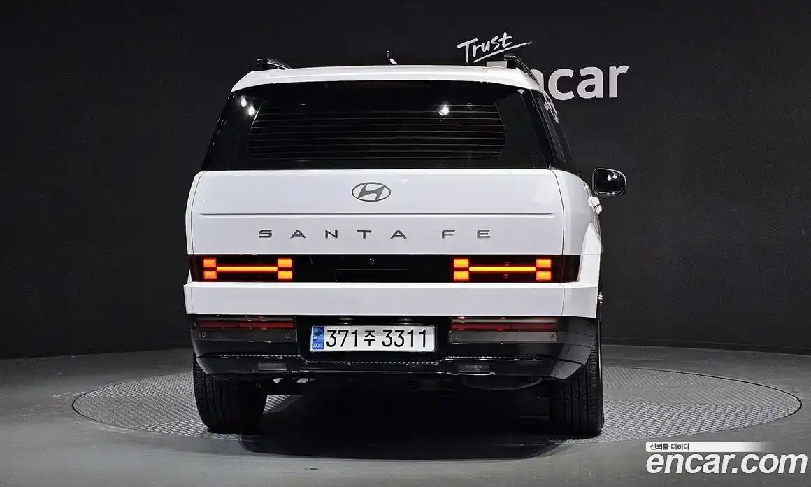 Hyundai Santa Fe 2024 1.6 Автомат в Москве № 130998, фото 17