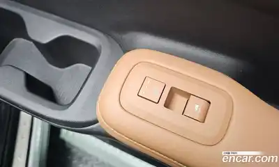 Hyundai Santa Fe 2024 1.6 Автомат в Москве № 130998, миниатюра 2