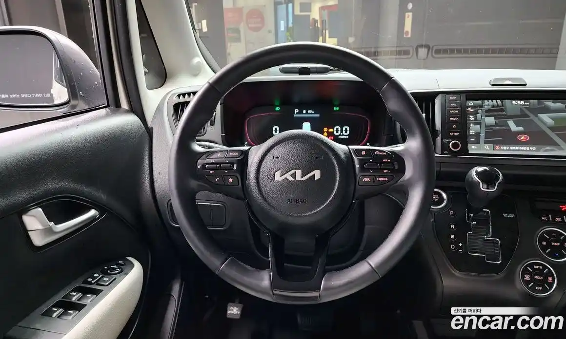 Kia Ray 2023 1.0 Автомат в Москве № 131977, фото 8