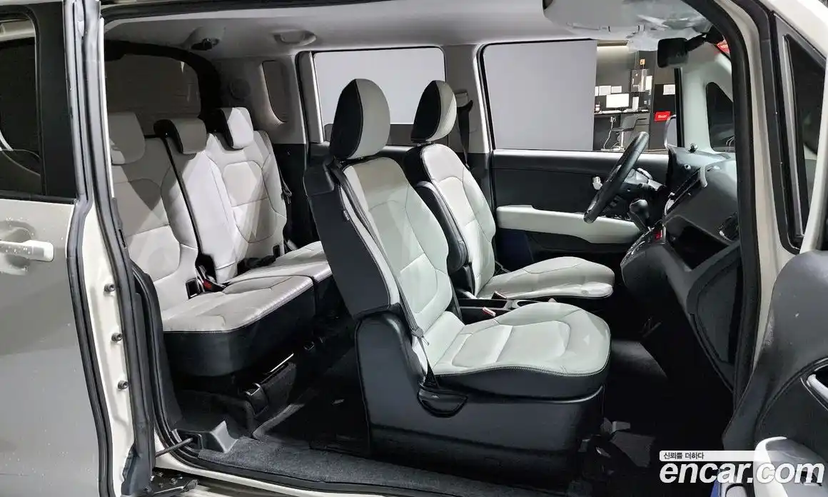 Kia Ray 2023 1.0 Автомат в Москве № 131977, фото 9