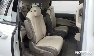 Kia Canival 2022 2.2 Автомат в Москве № 133901, миниатюра 12