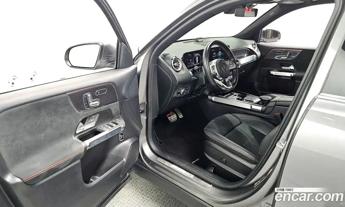 Mercedes-Benz GLB-Class 2021 2.0 Автомат в Москве № 136143, фото 20