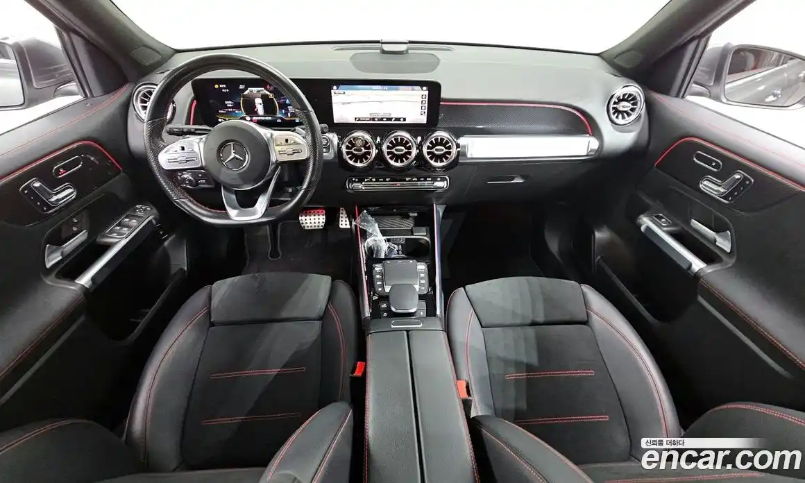 Mercedes-Benz GLB-Class 2021 2.0 Автомат в Москве № 136143, фото 4