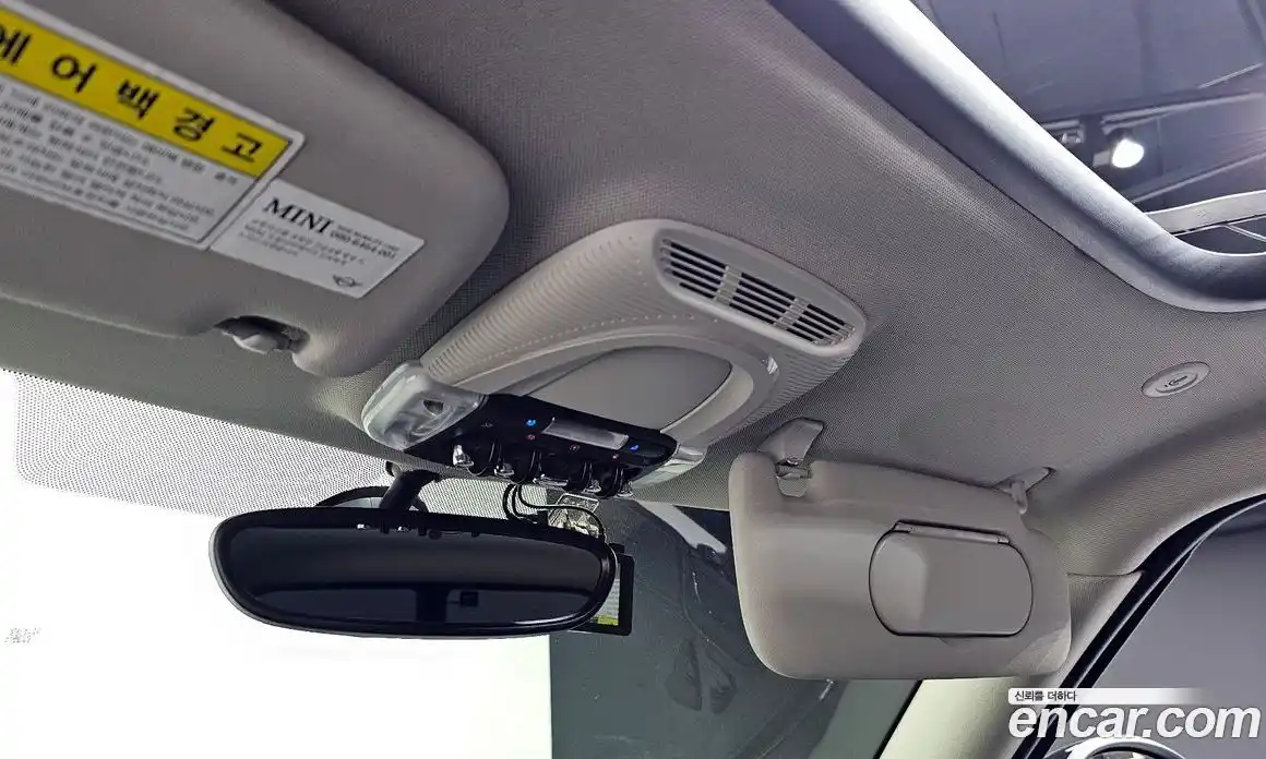 Mini Clubman 2018 2.0 Автомат в Москве № 136224, фото 11