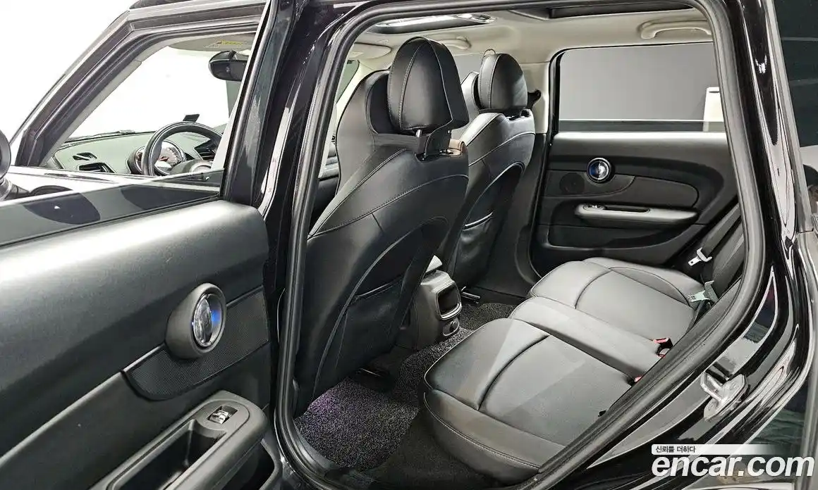 Mini Clubman 2018 2.0 Автомат в Москве № 136224, фото 19