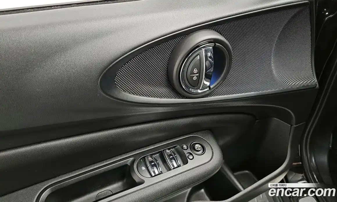 Mini Clubman 2018 2.0 Автомат в Москве № 136224, фото 20