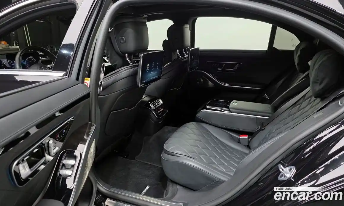 Mercedes-Benz S-Class 2023 3.0 Автомат в Москве № 138912, фото 9