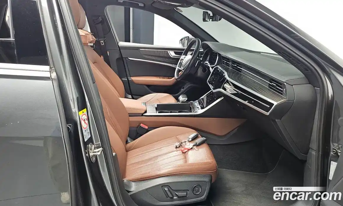 Audi A6 2021 2.0 Автомат в Москве № 139464, фото 13