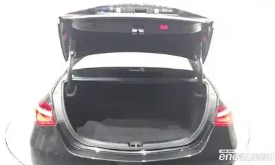 Mercedes-Benz C-Class, 2022