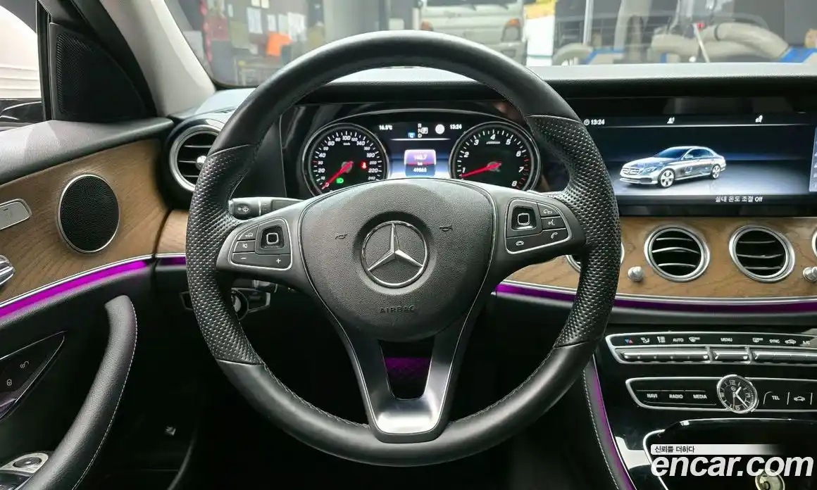 Mercedes-Benz E-Class 2018 2.0 Автомат в Москве № 142981, фото 17