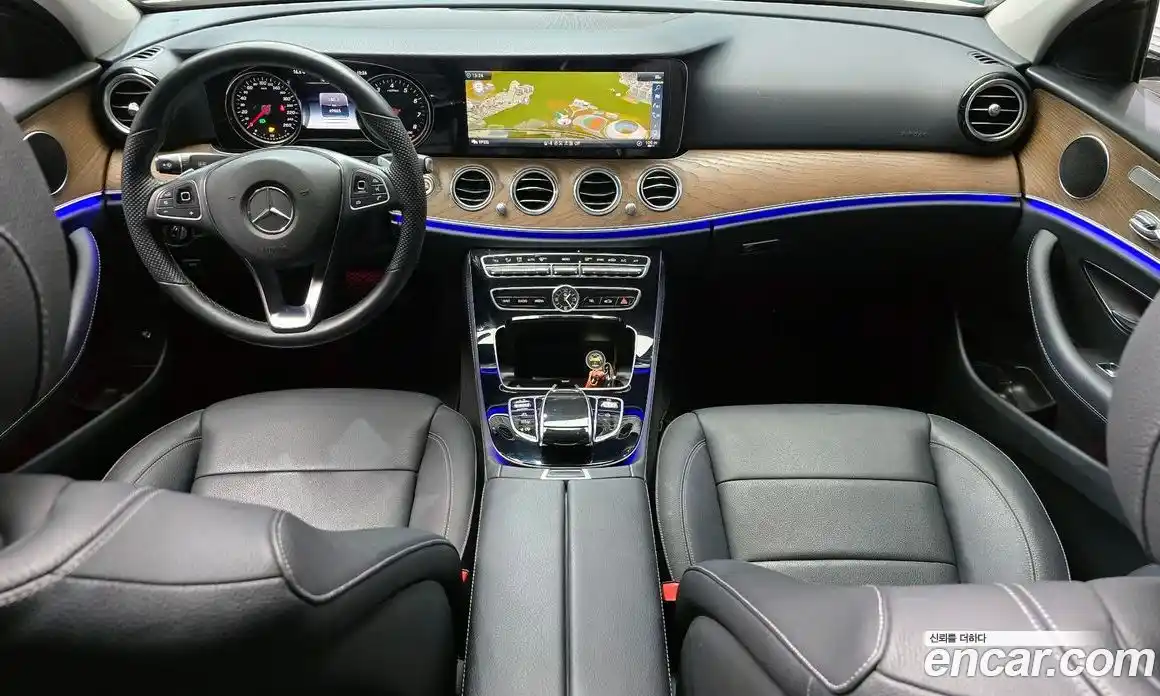 Mercedes-Benz E-Class 2018 2.0 Автомат в Москве № 142981, фото 20