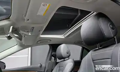 Mercedes-Benz E-Class 2018 2.0 Автомат в Москве № 142981, миниатюра 2