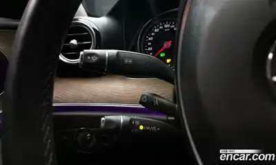 Mercedes-Benz E-Class 2018 2.0 Автомат в Москве № 142981, миниатюра 9