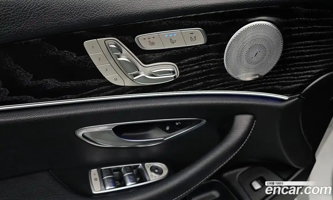 Mercedes-Benz E-Class 2019 2.0 Автомат в Москве № 143618, фото 20