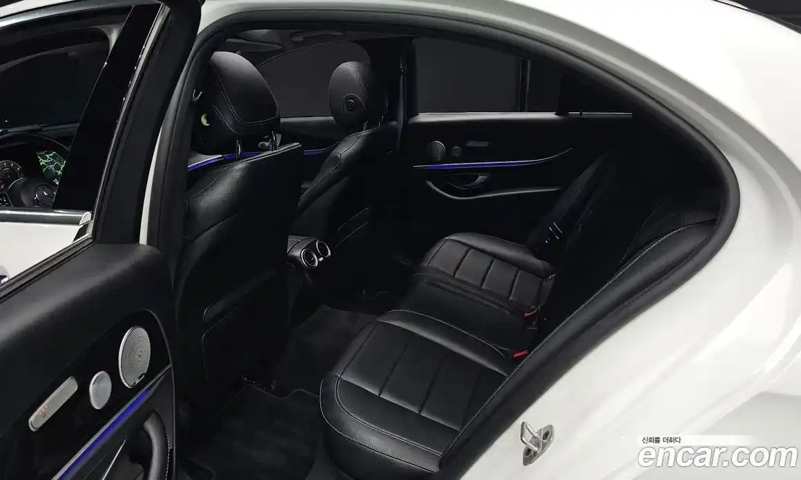 Mercedes-Benz E-Class 2019 2.0 Автомат в Москве № 143618, фото 3