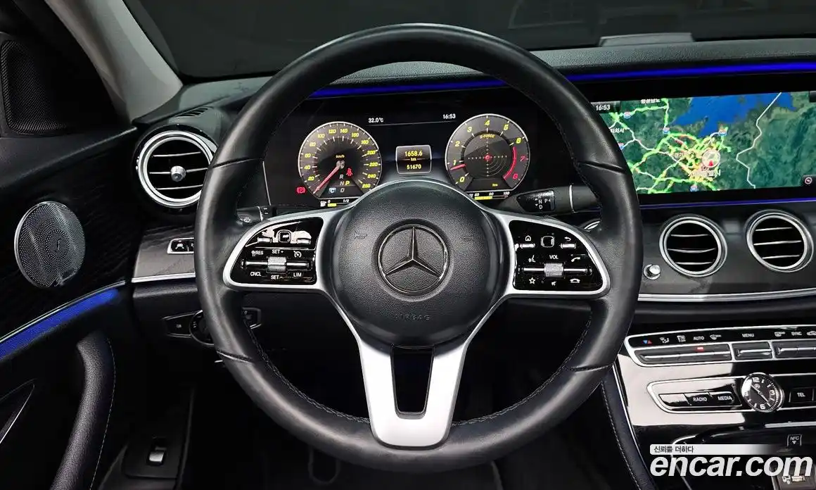 Mercedes-Benz E-Class 2019 2.0 Автомат в Москве № 143618, фото 9