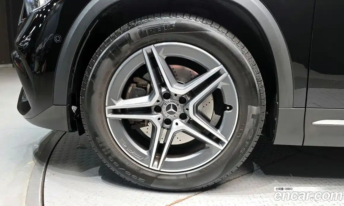 Mercedes-Benz GLA-Class 2020 2.0 Автомат в Москве № 143693, фото 12