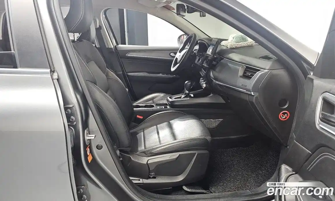 Renault XM3 2021 1.3 Автомат в Москве № 148022, фото 19