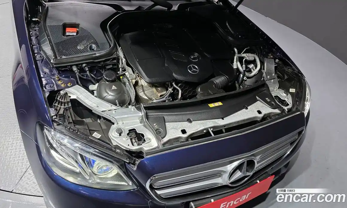 Mercedes-Benz E-Class 2020 1.9 Автомат в Москве № 150767, фото 17