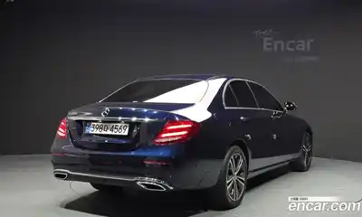 Mercedes-Benz E-Class 2020 1.9 Автомат в Москве № 150767, миниатюра 2