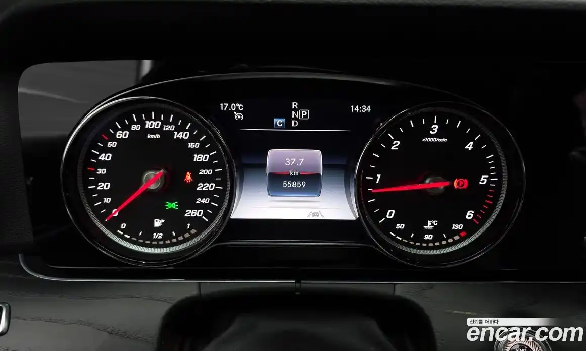 Mercedes-Benz E-Class 2020 1.9 Автомат в Москве № 150767, фото 10