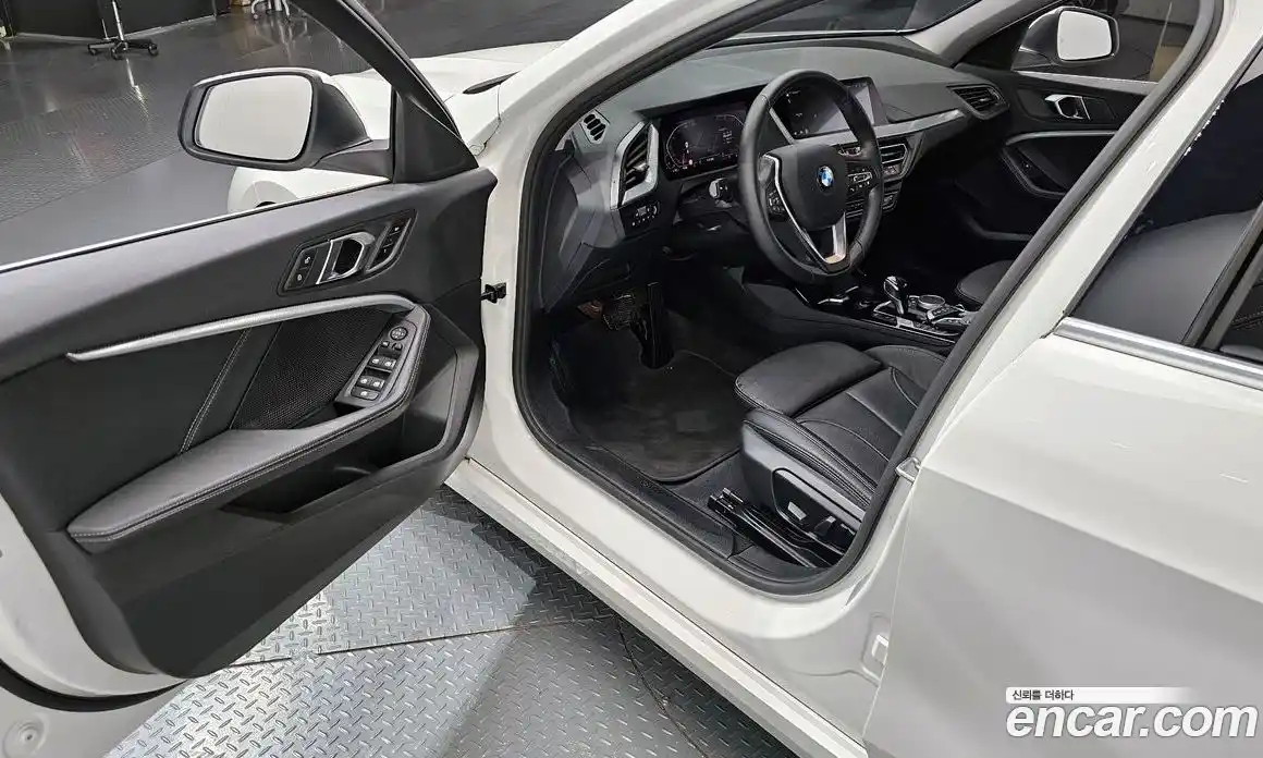 BMW 1-Series 2022 2.0 Автомат в Москве № 157219, фото 18