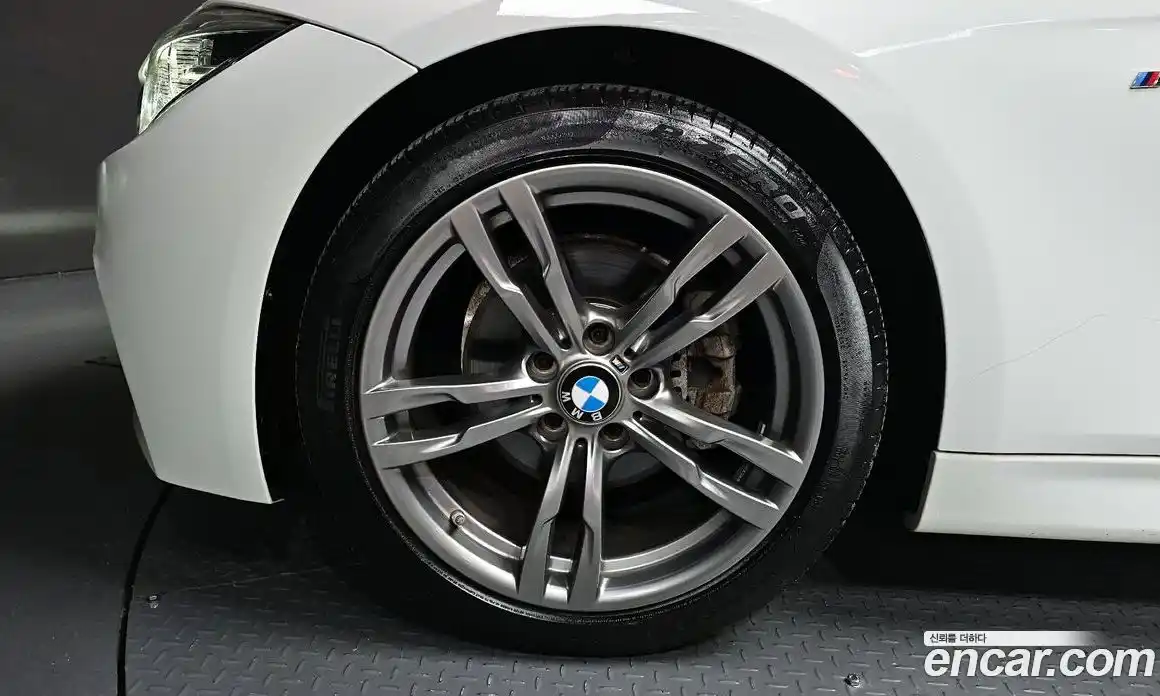 BMW 3-Series 2018 2.0 Автомат в Москве № 157736, фото 19