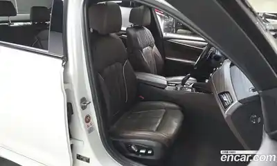 BMW 5-Series 2017 2.0 Автомат в Москве № 158472, миниатюра 8