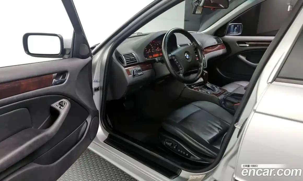 BMW 3-Series 2004 2.0 Автомат в Москве № 159085, фото 19