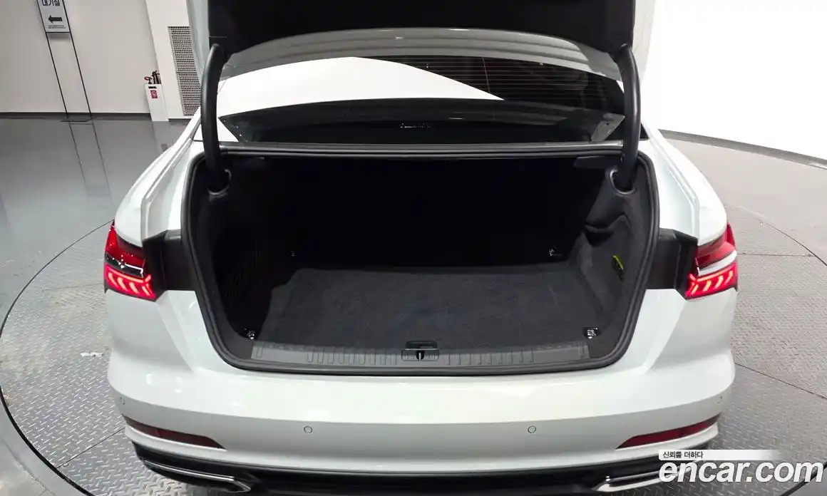 Audi A6 2021 2.0 Автомат в Москве № 162701, фото 6