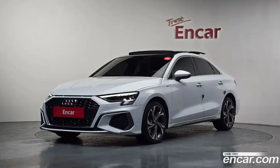 Audi A3 2023 2.0 Автомат в Москве № 162711, фото 1