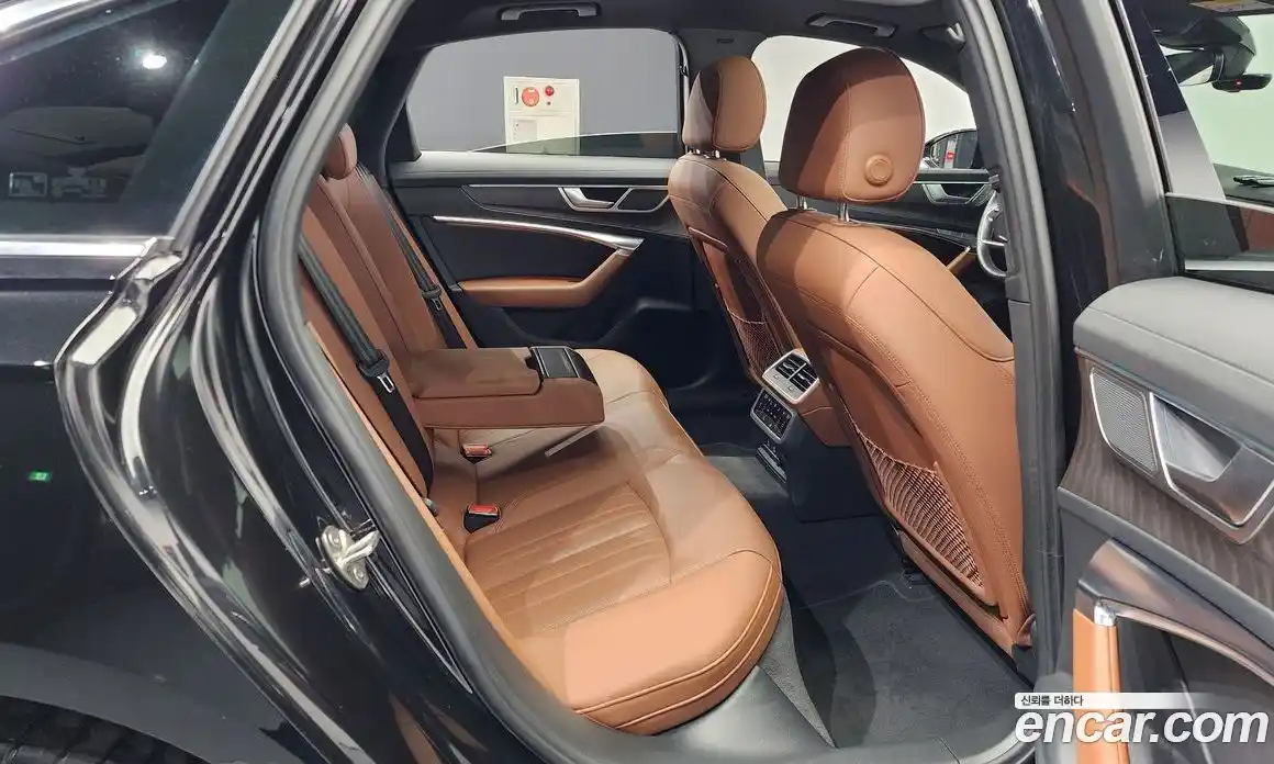 Audi A6 2023 2.0 Автомат в Москве № 162822, фото 14