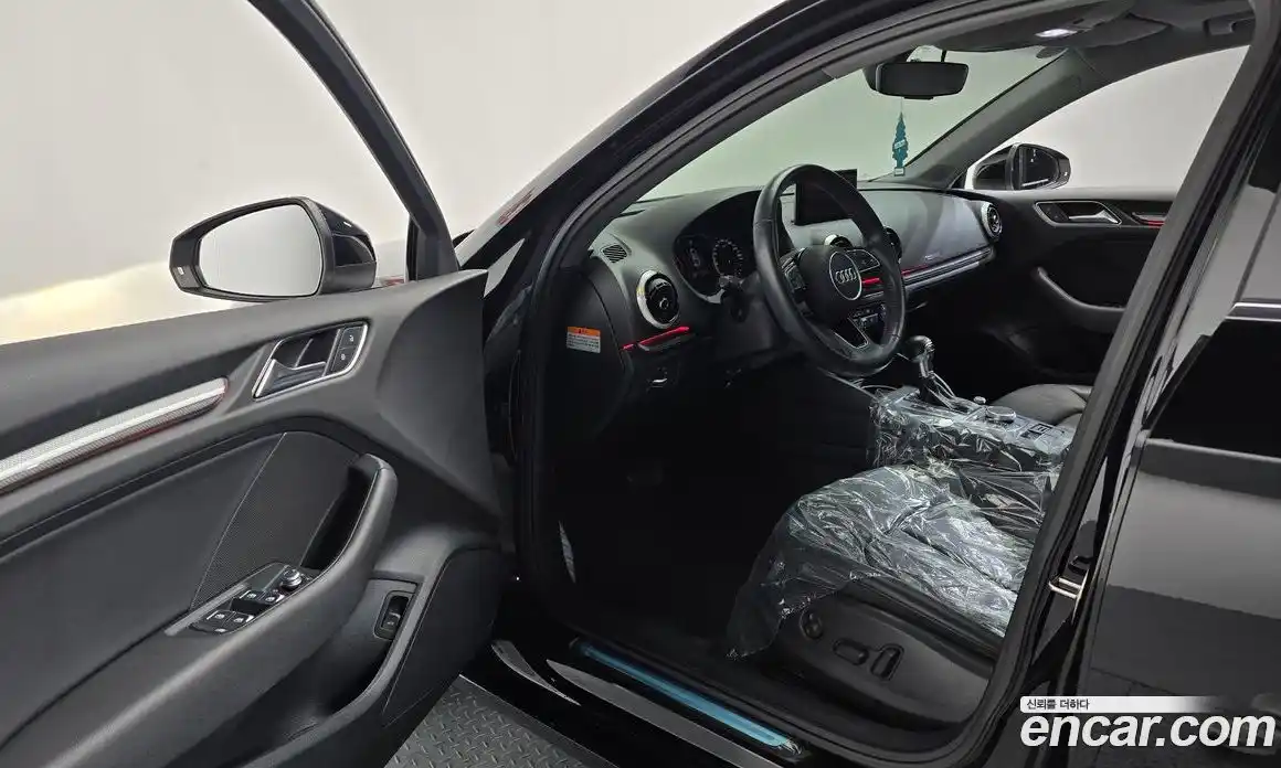 Audi A3 2018 2.0 Автомат в Москве № 162992, фото 3