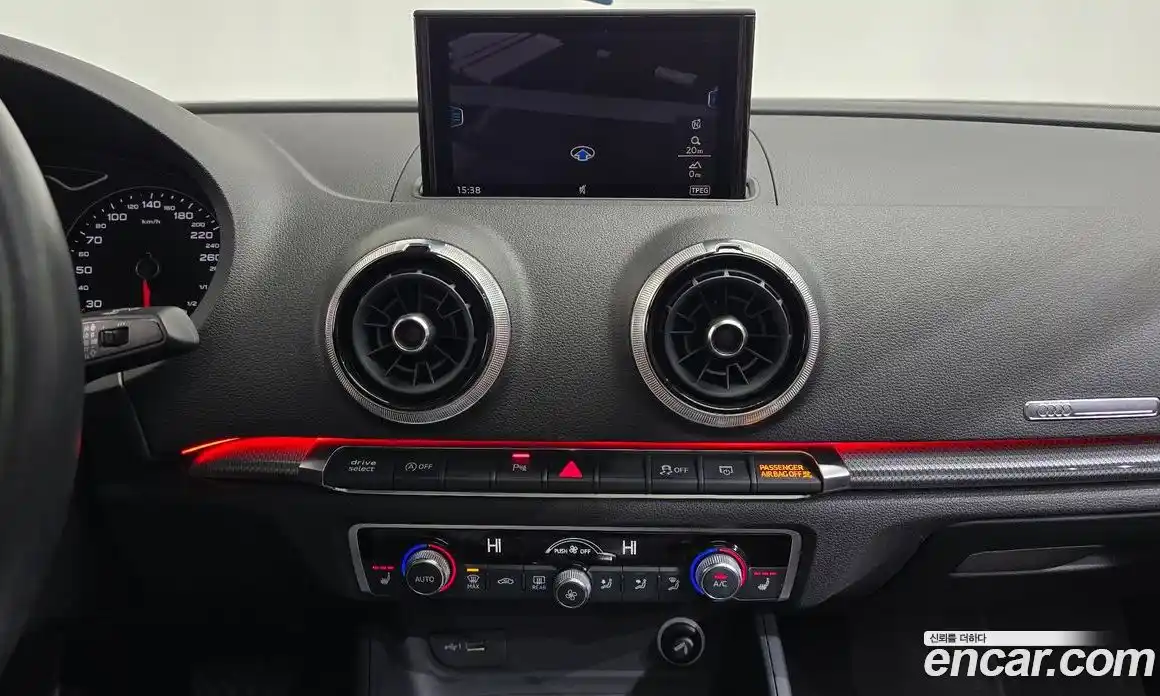 Audi A3 2018 2.0 Автомат в Москве № 162992, фото 7