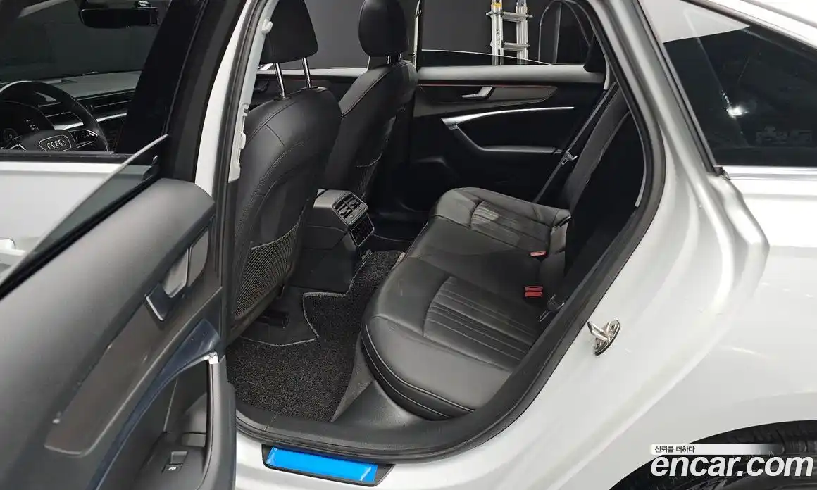 Audi A6 2020 2.0 Автомат в Москве № 163140, фото 18